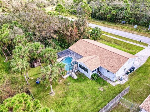 A home in NORTH PORT