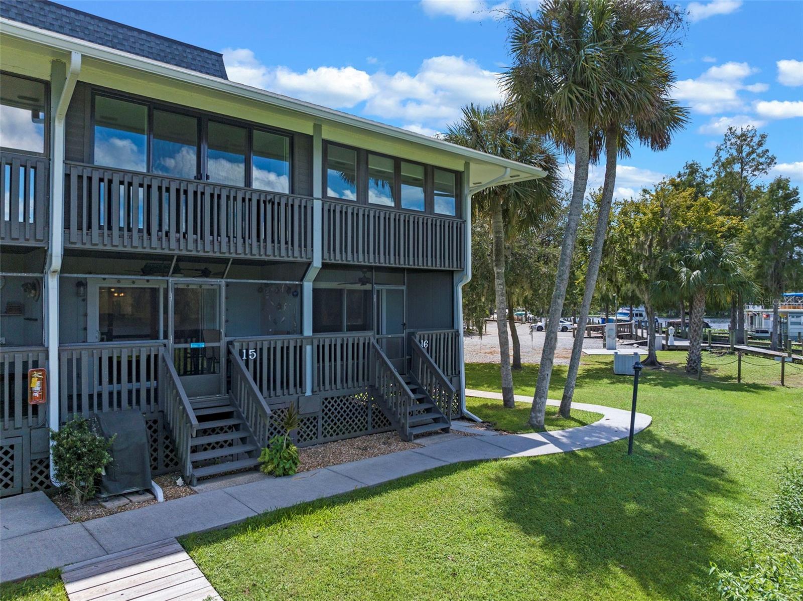 ST JOHNS RIVER CLUB - Residential
