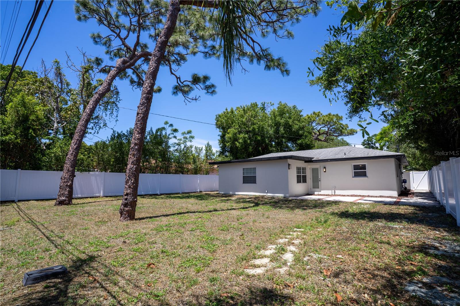 PASADENA ESTATES SEC F - Residential