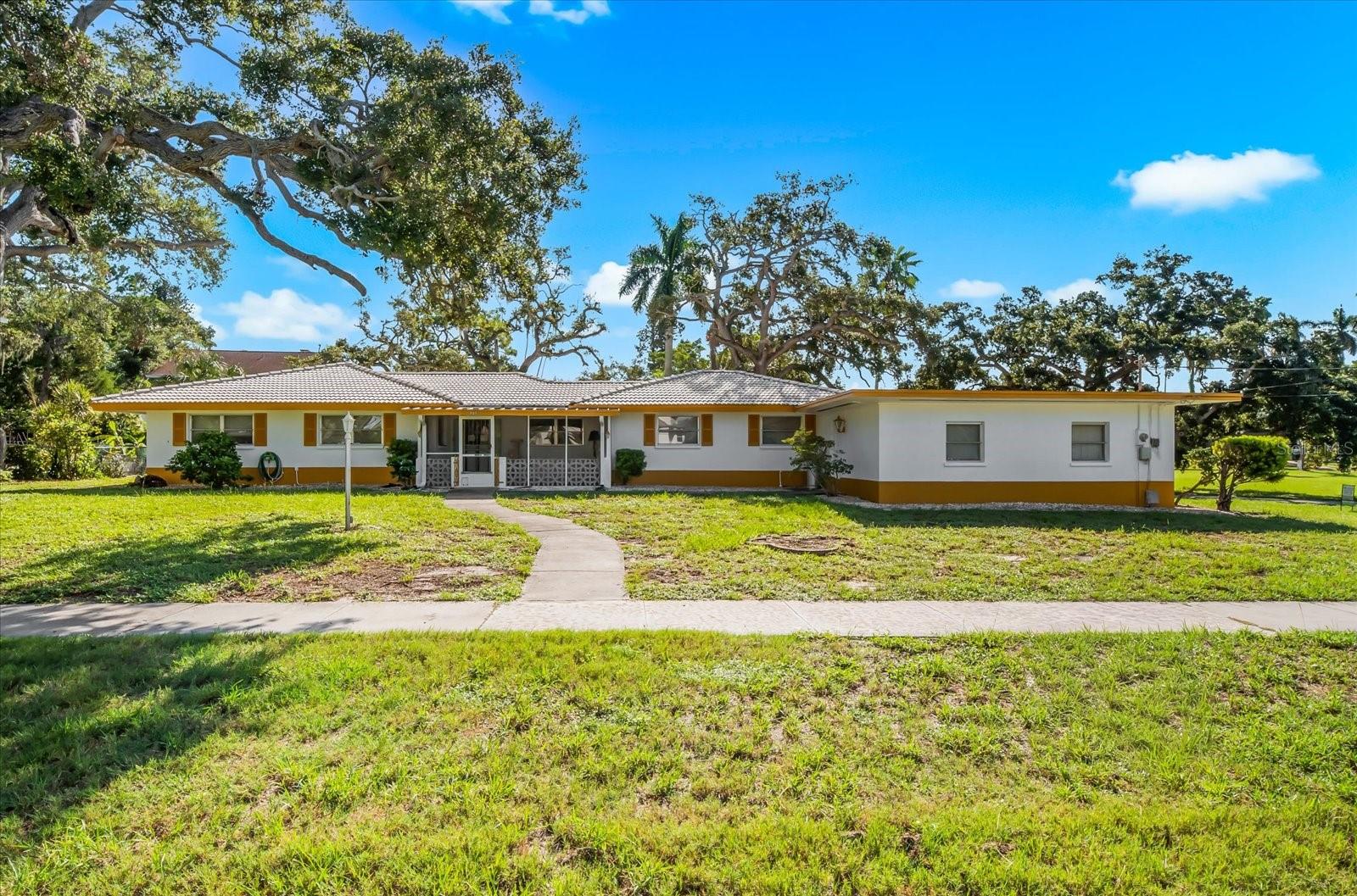 507 PALMA SOLA BOULEVARD