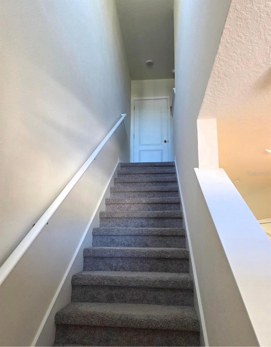 HORSE CREEK AT CROSSWINDS - Residential Lease