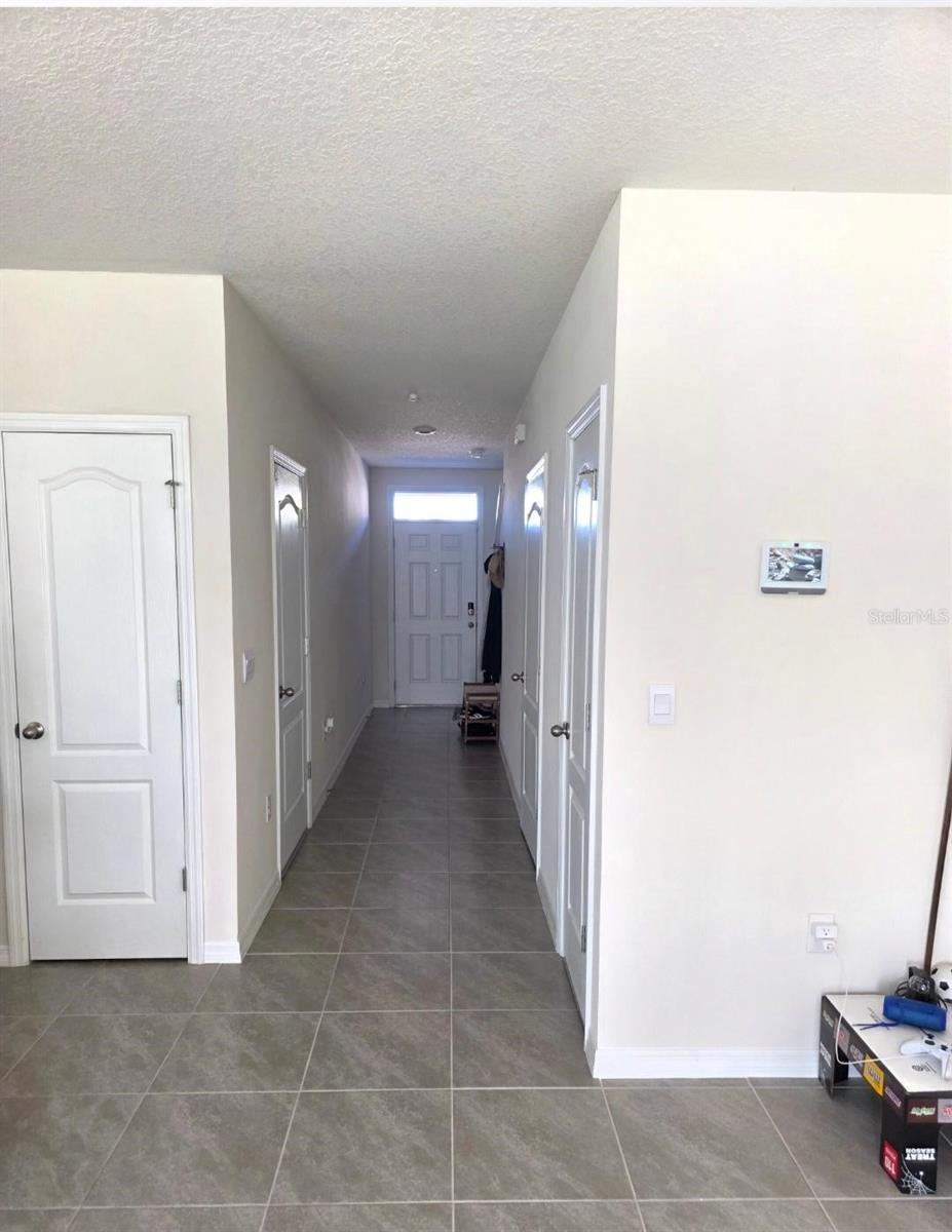 HORSE CREEK AT CROSSWINDS - Residential Lease