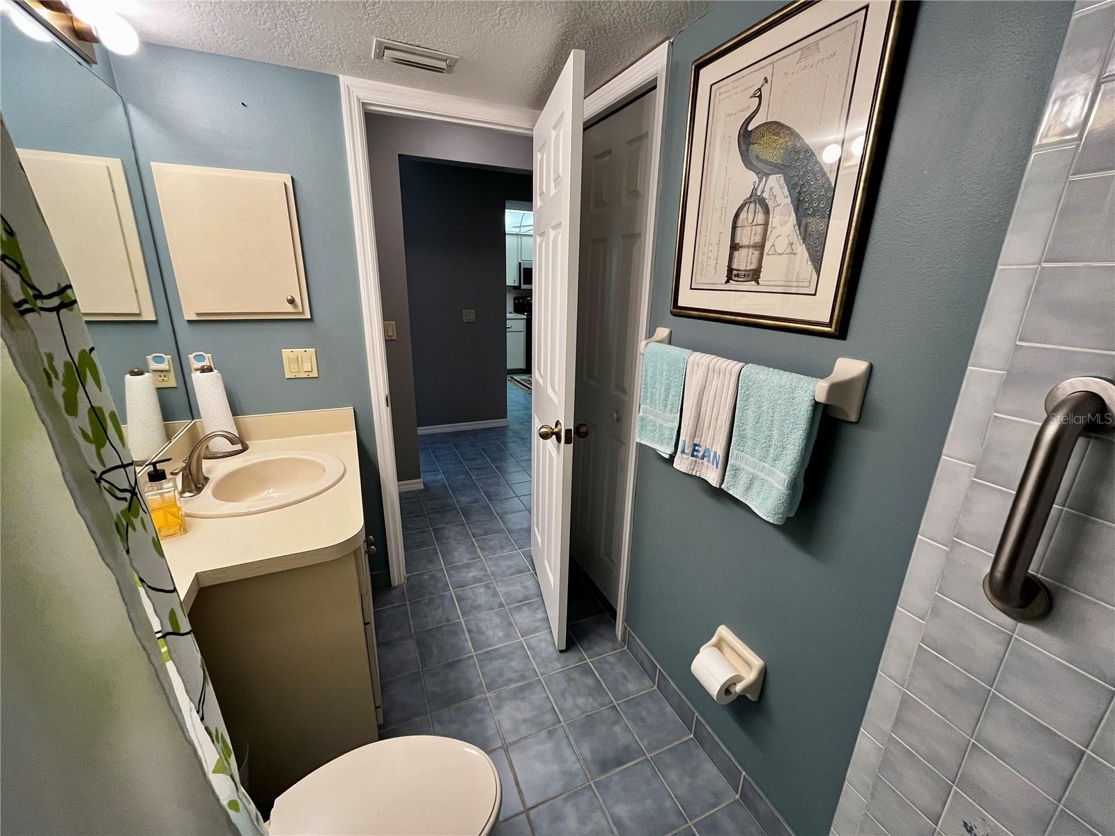 REGENCY PARK CONDO - Residential