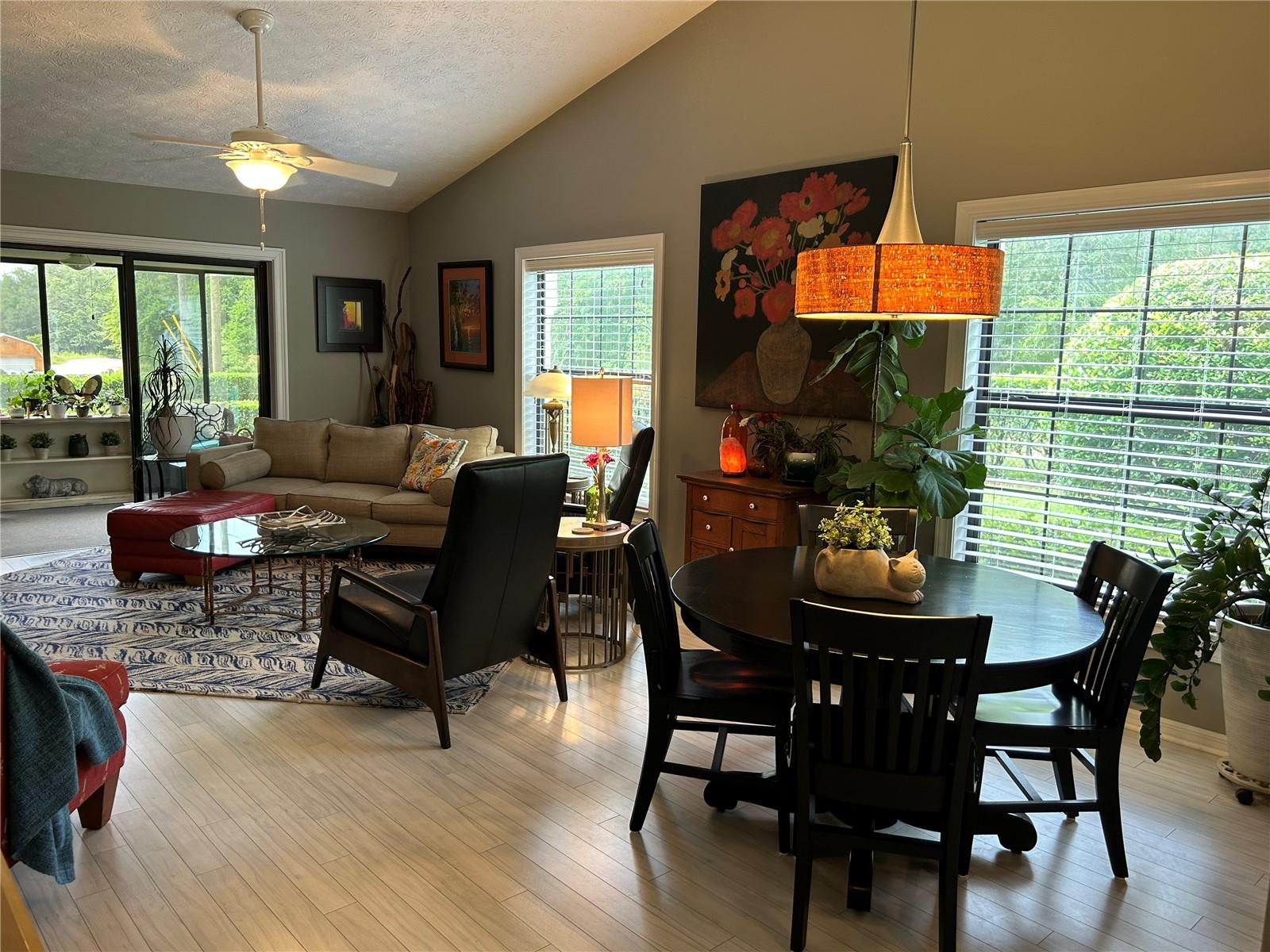 REGENCY PARK CONDO - Residential