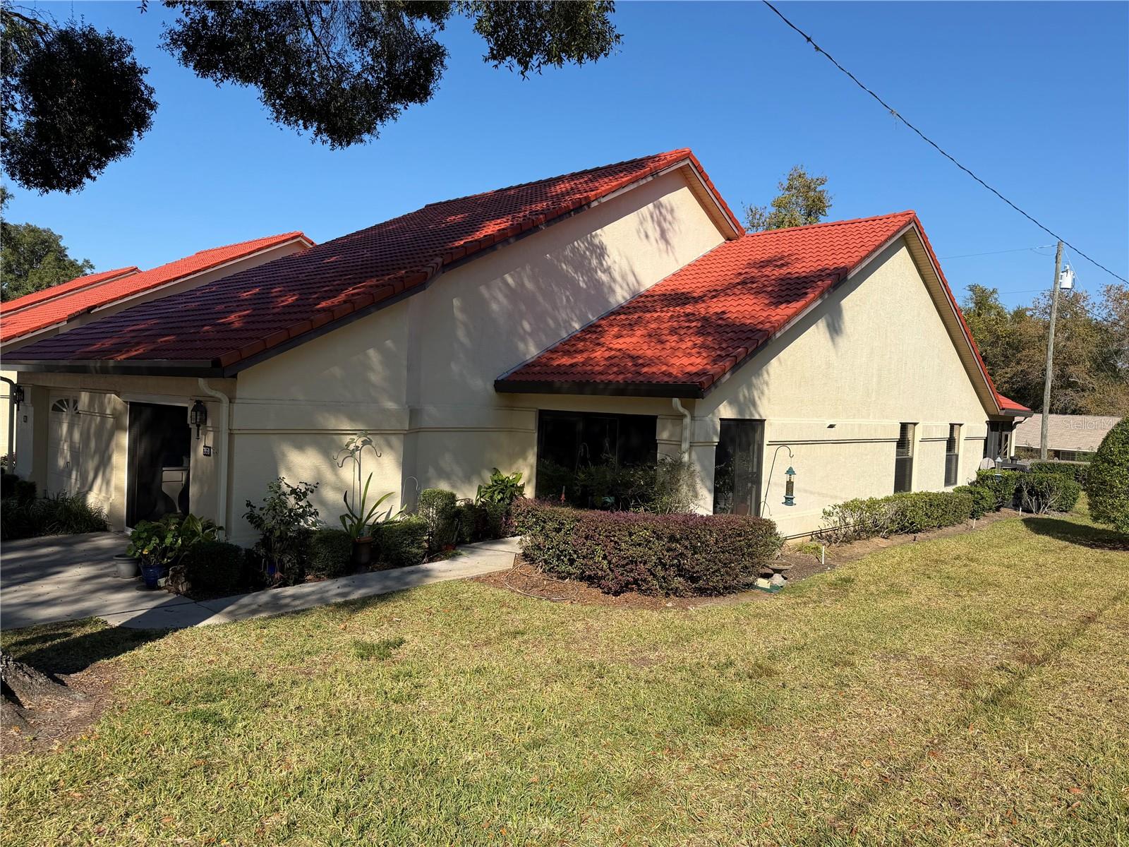 REGENCY PARK CONDO - Residential