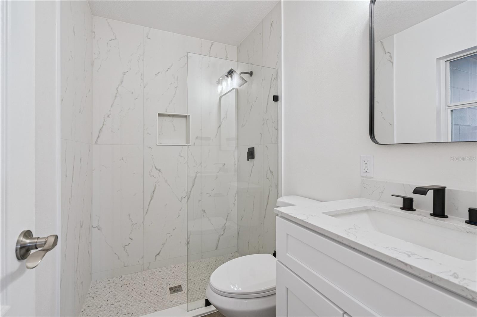 LEESBURG BEVERLY SHORES - Residential