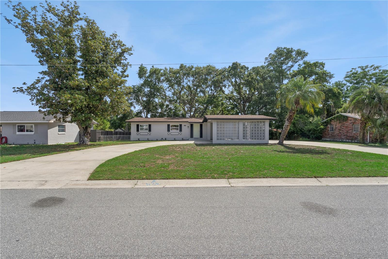 1310 LEE COURT