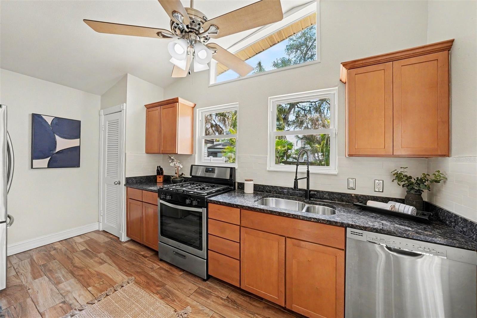 NORTH PARK ANNEX - Residential