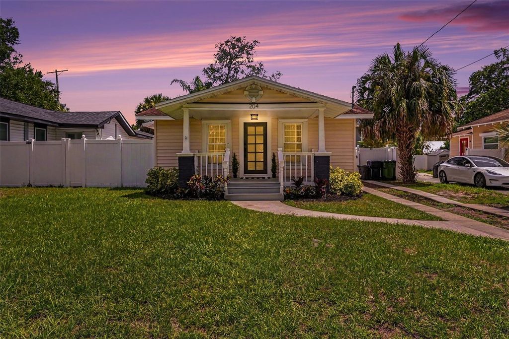 Photo of 204 W Jean Street, Tampa, FL 33604 (MLS # TB8508314)