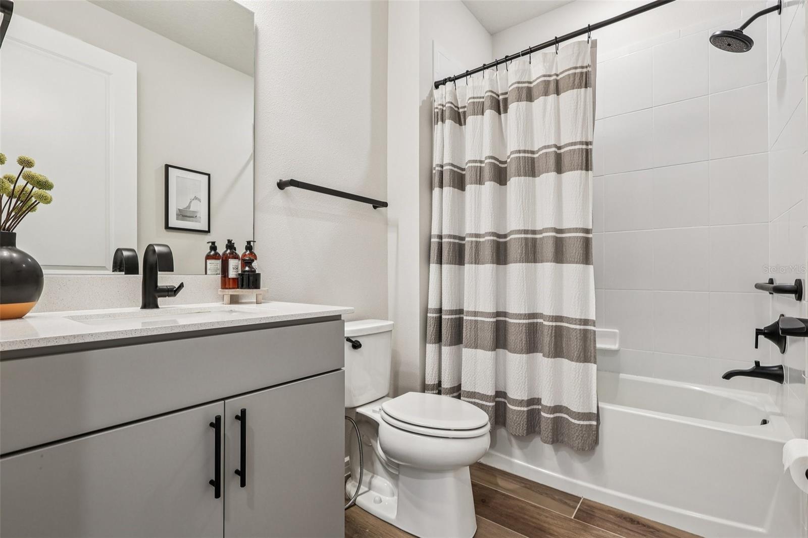 ISLES/LK NONA PH 3A - Residential