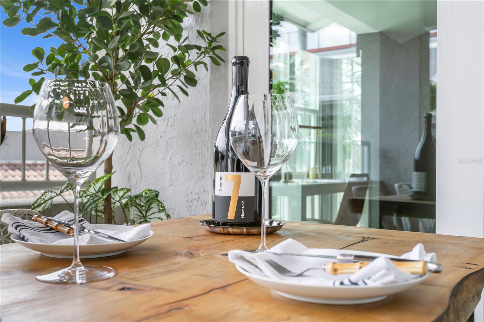 OLD HYDE PARK VILLAGE RESIDENT - Residential