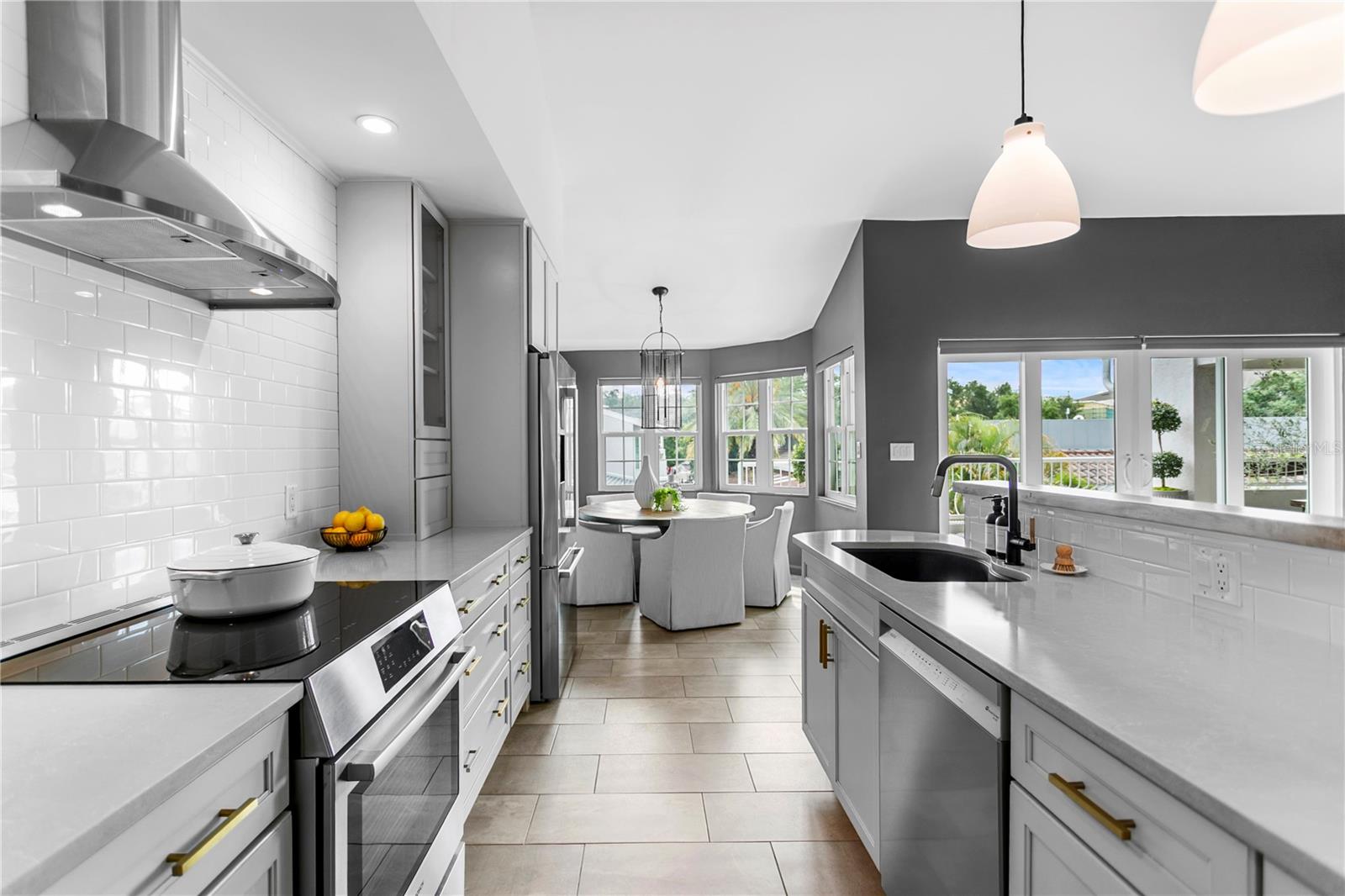 OLD HYDE PARK VILLAGE RESIDENT - Residential