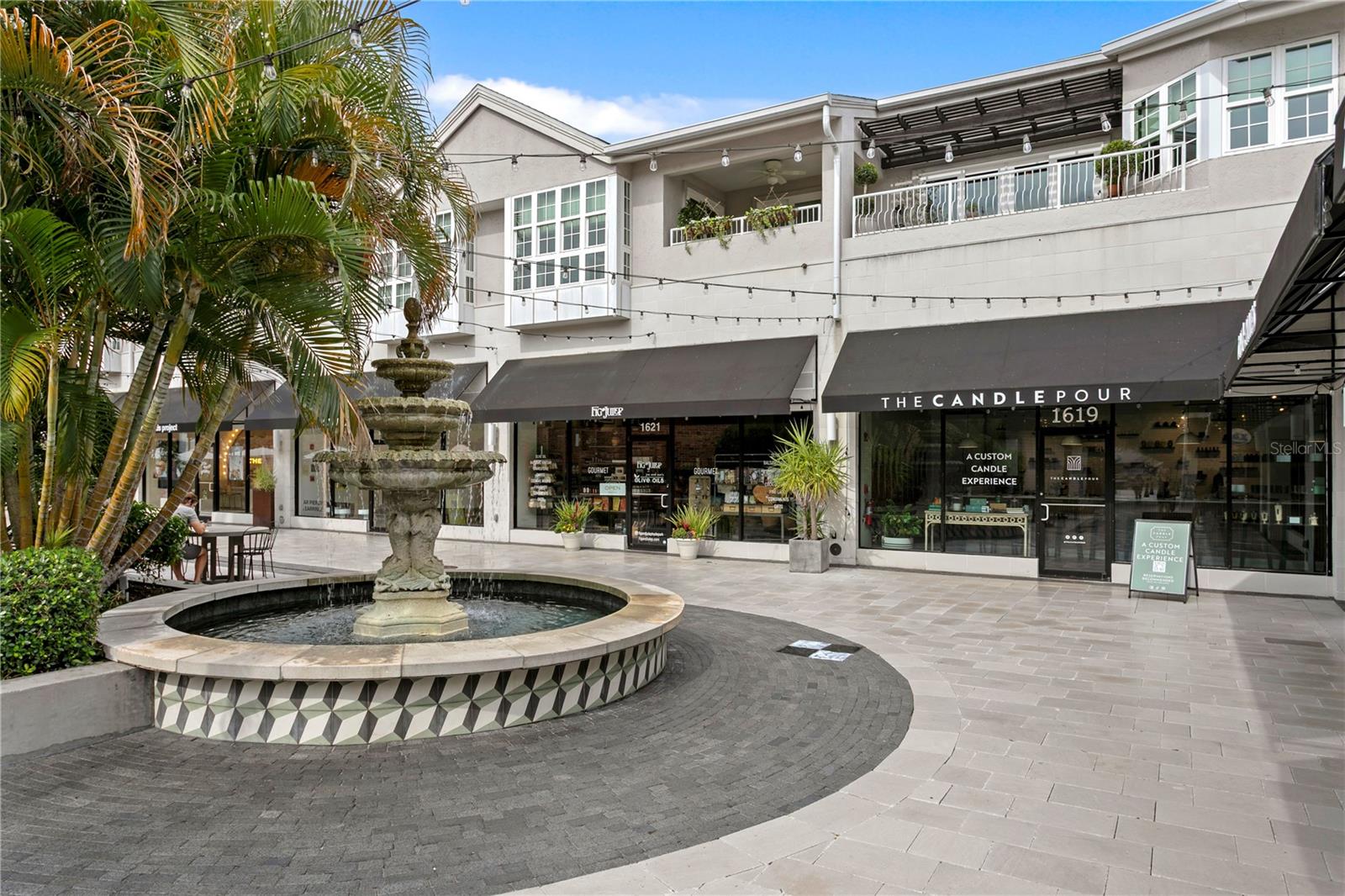 OLD HYDE PARK VILLAGE RESIDENT - Residential