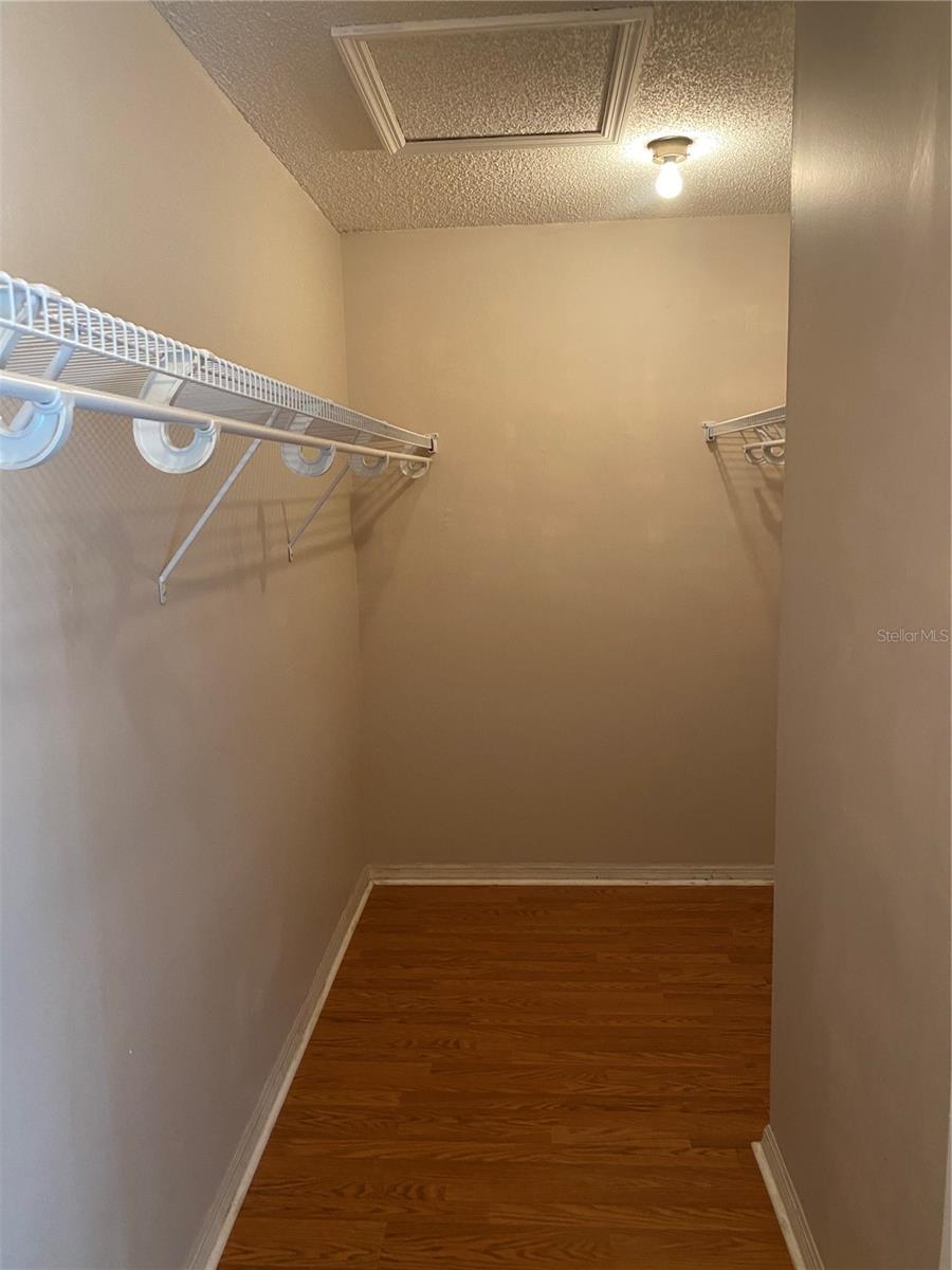 RIVER RUN SEC 4 - Residential Lease