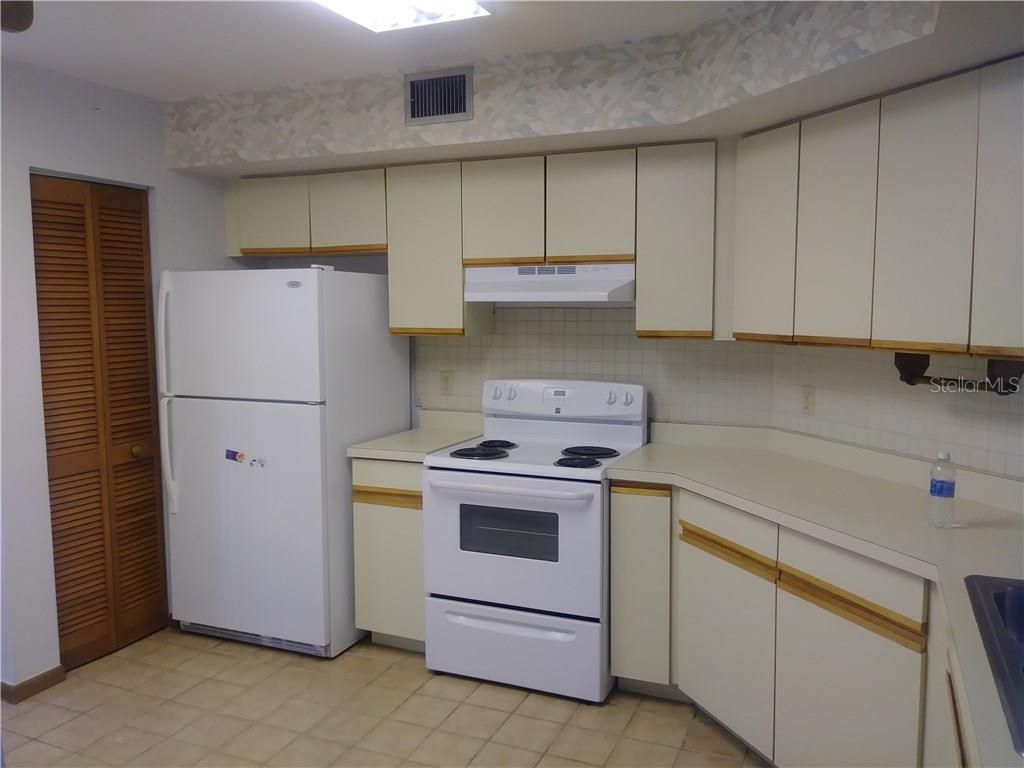 Photo of 6146 Raintree Drive, Orlando, FL 32822 (MLS # O6371400)