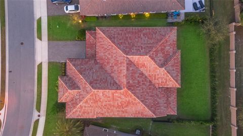 A home in LAKE MARY