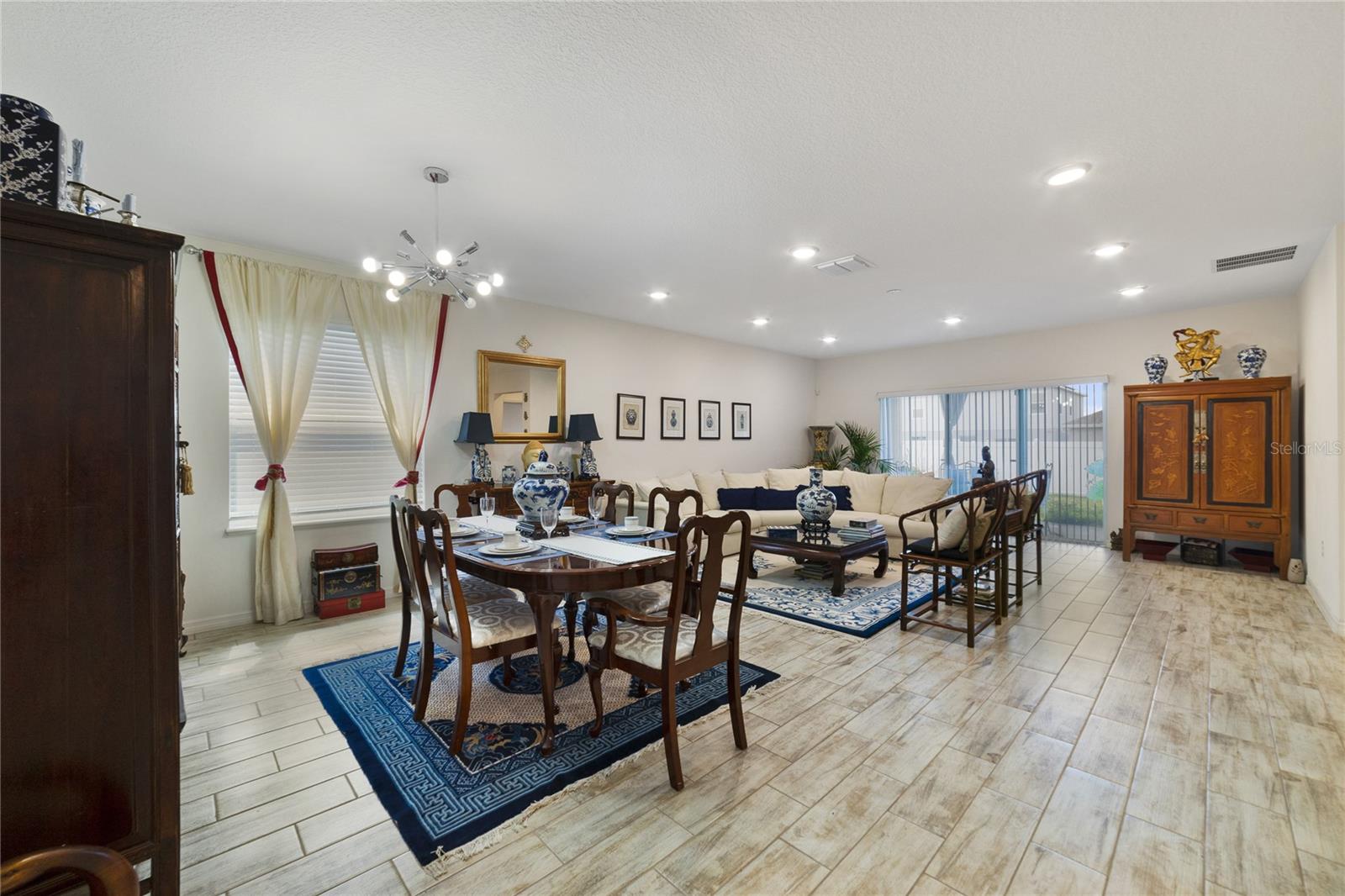 875 FILLMORE COURT