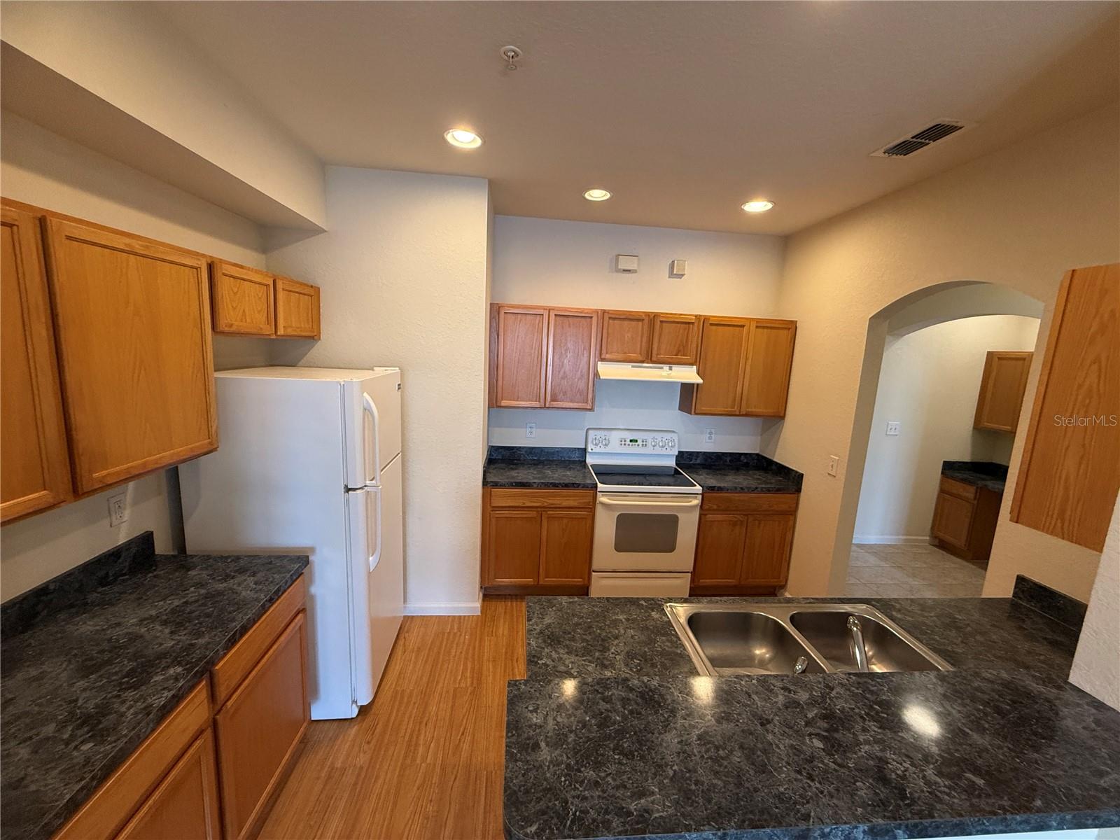 TOWNHOMES OF FLORA RIDGE - Residential