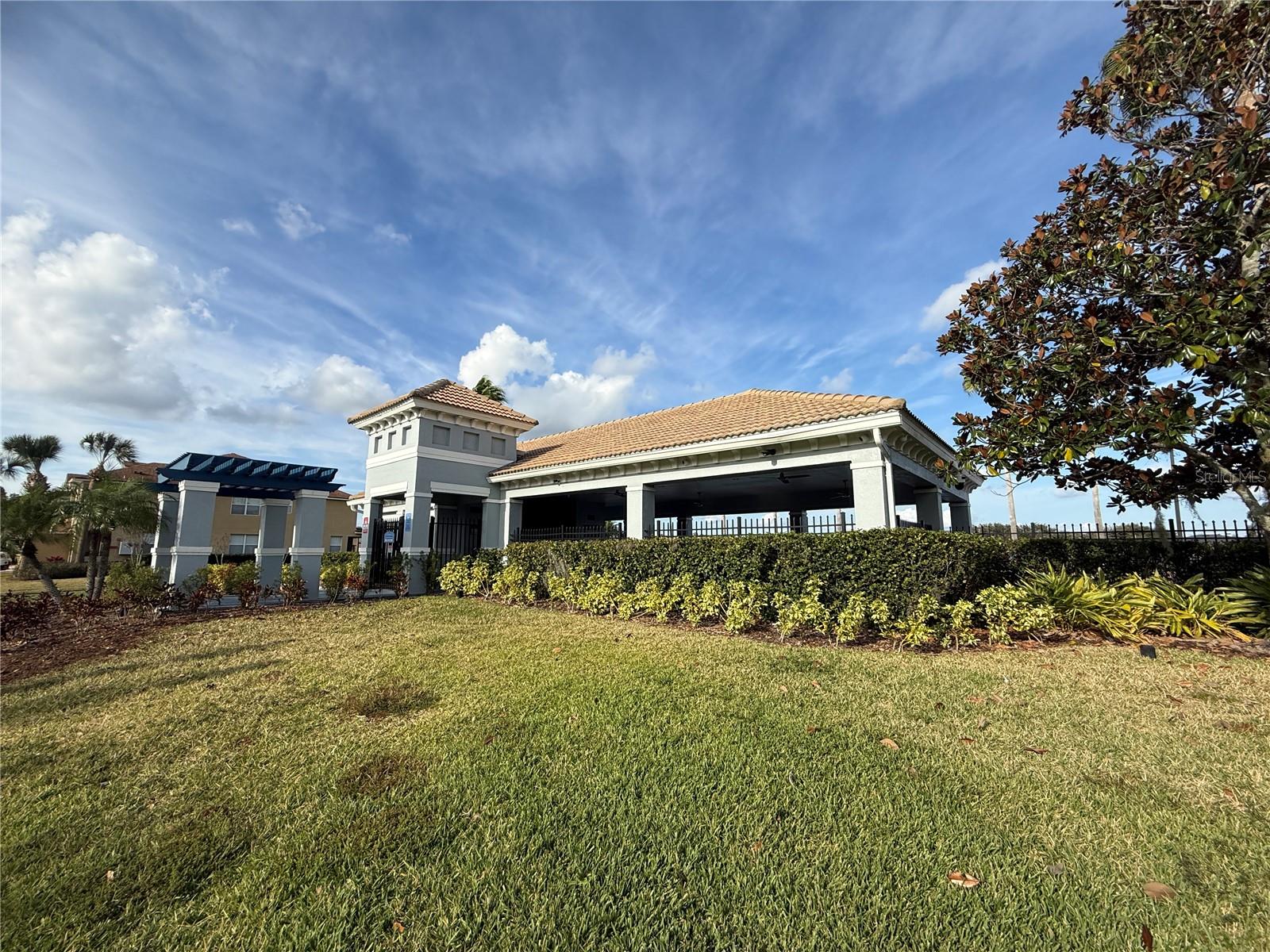 TOWNHOMES OF FLORA RIDGE - Residential