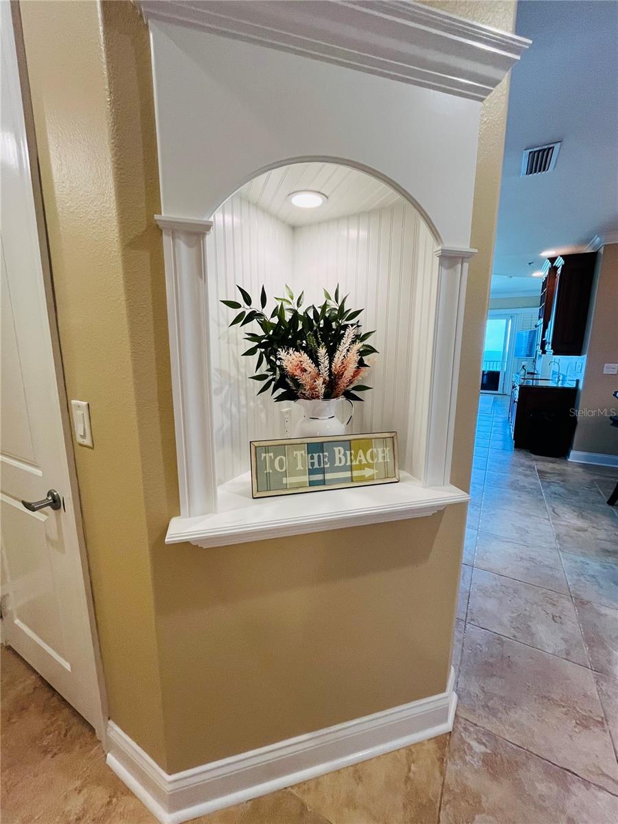 OCEANSIDE BEVERLY BEACH CONDO - Residential