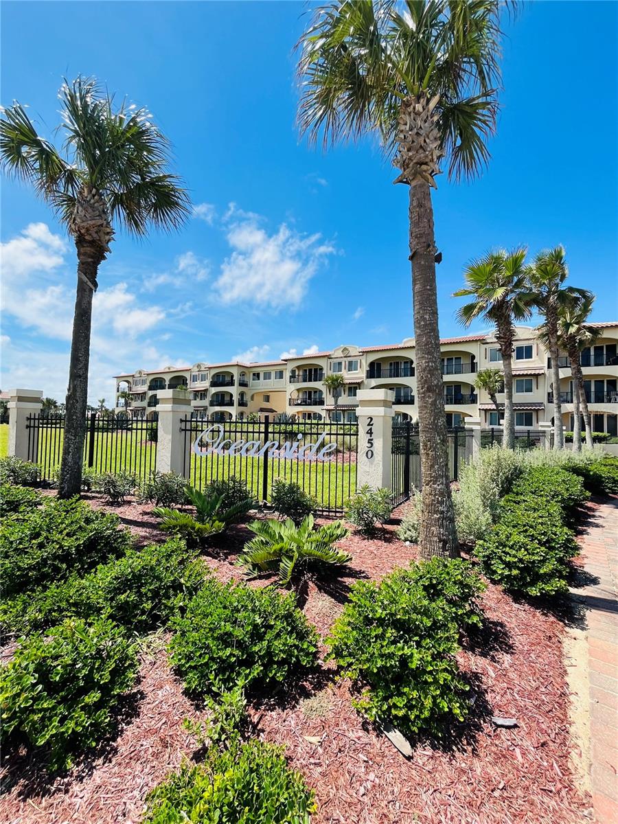OCEANSIDE BEVERLY BEACH CONDO - Residential