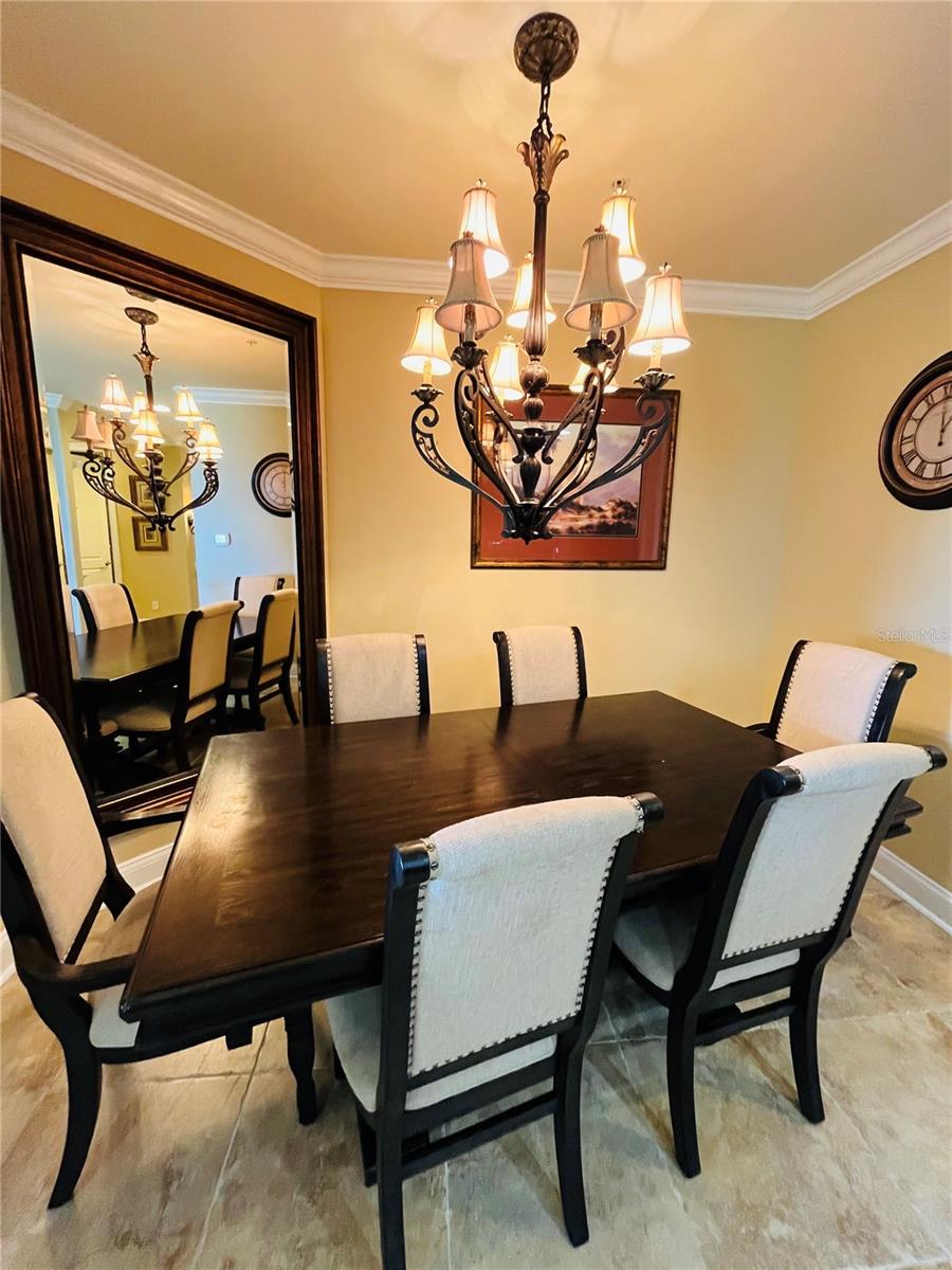 OCEANSIDE BEVERLY BEACH CONDO - Residential