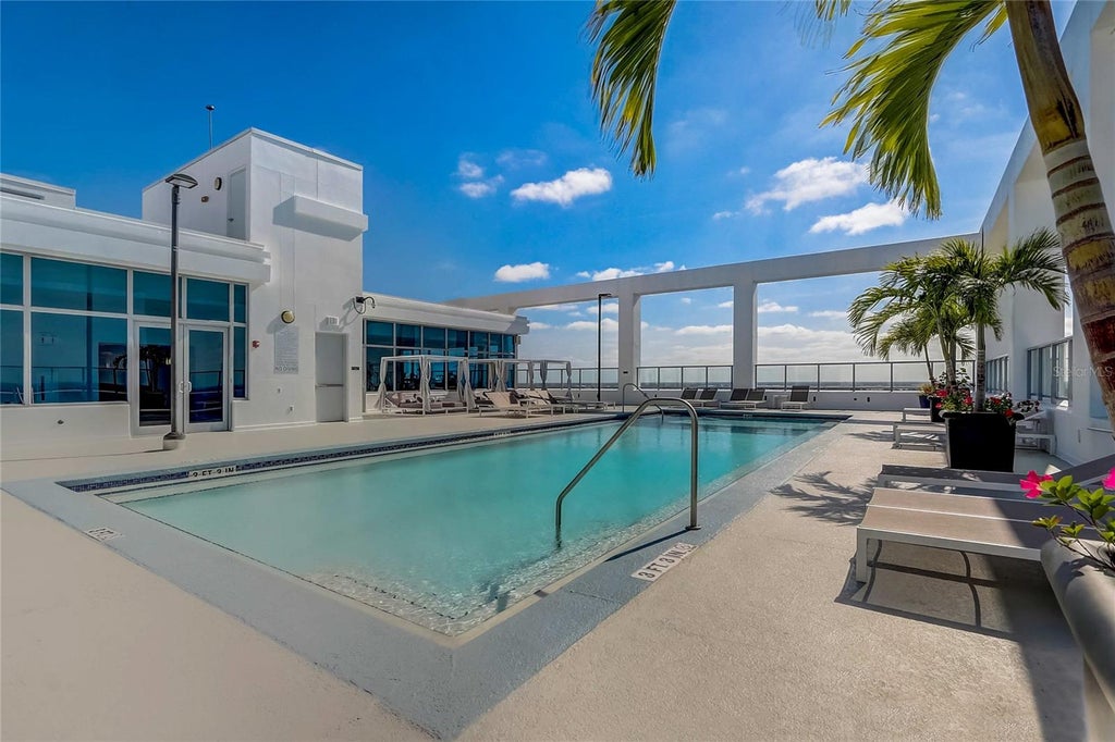 Photo of 260 S Osceola Avenue #1103, Orlando, FL 32801 (MLS # O6405123)