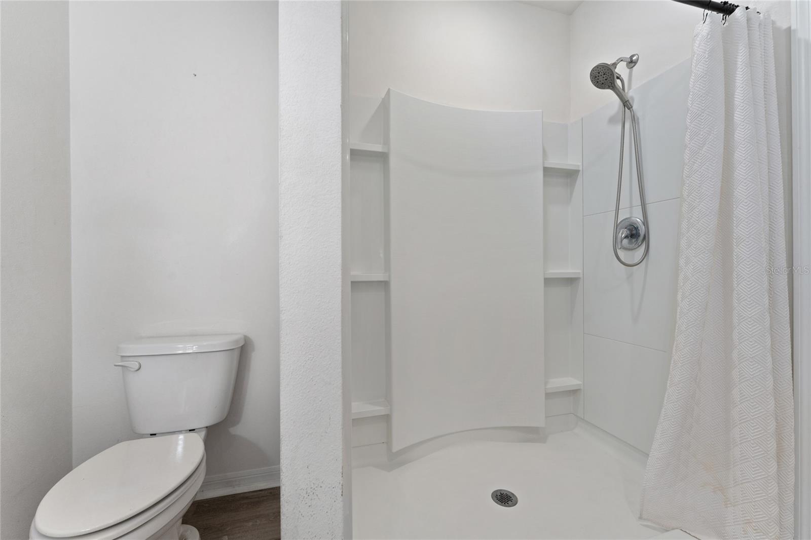 KINDRED PH 3A - Residential Lease