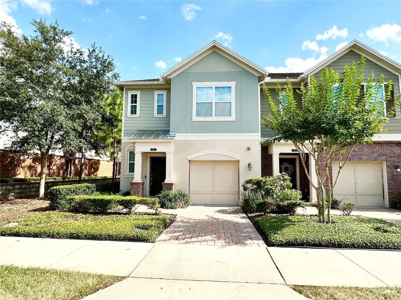 HAMPTONS - SECOND REP - Residential Lease