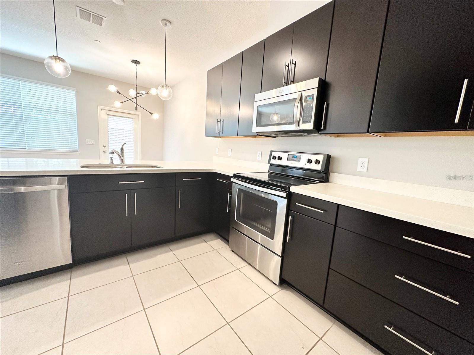 HAMPTONS - SECOND REP - Residential Lease