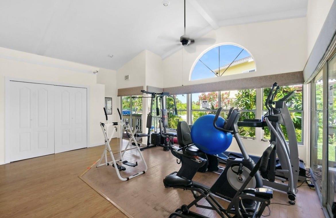 OCEAN CONDO PH III - Residential