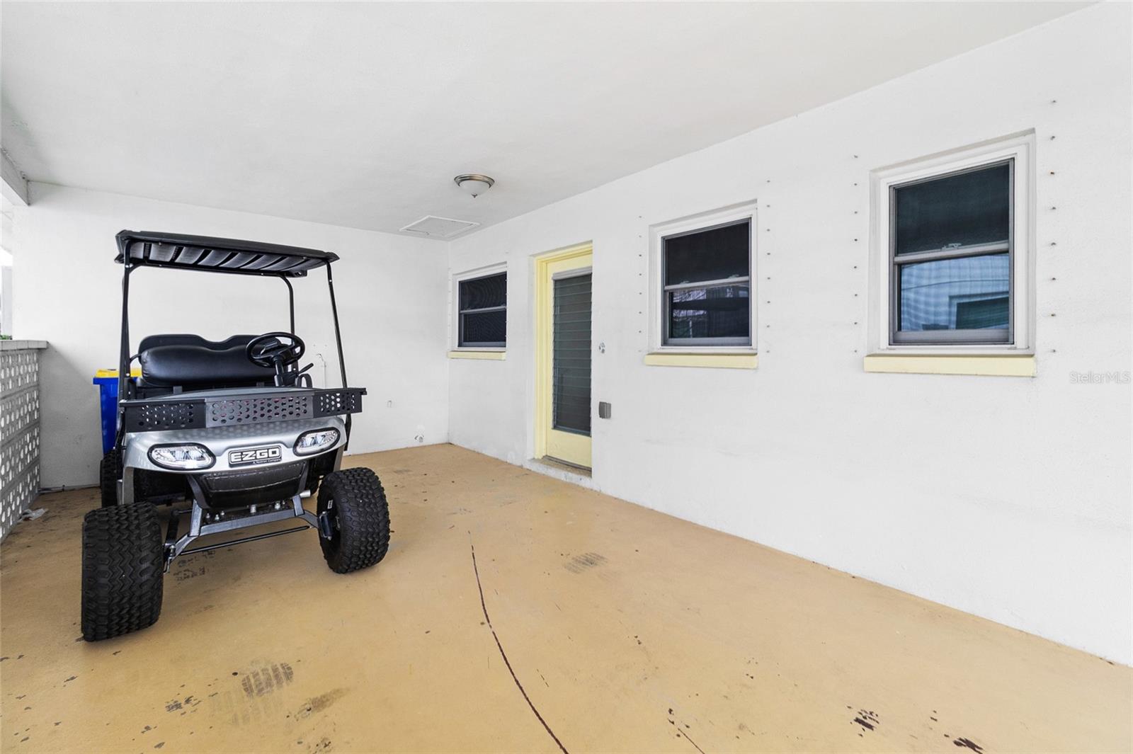 FLOR A MAR - Residential