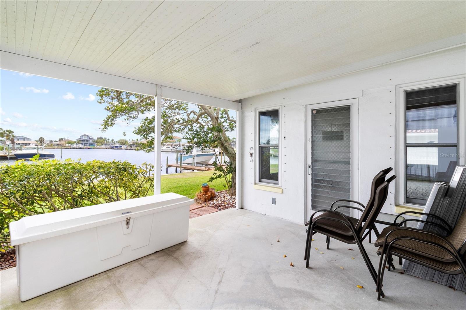 FLOR A MAR - Residential