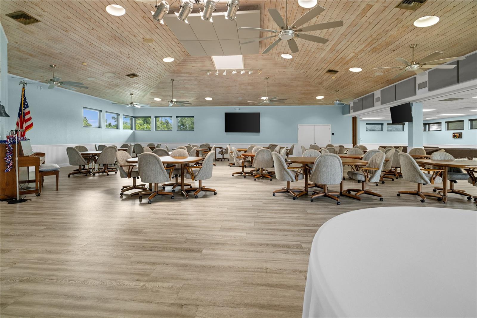 PARK FOREST - Residential