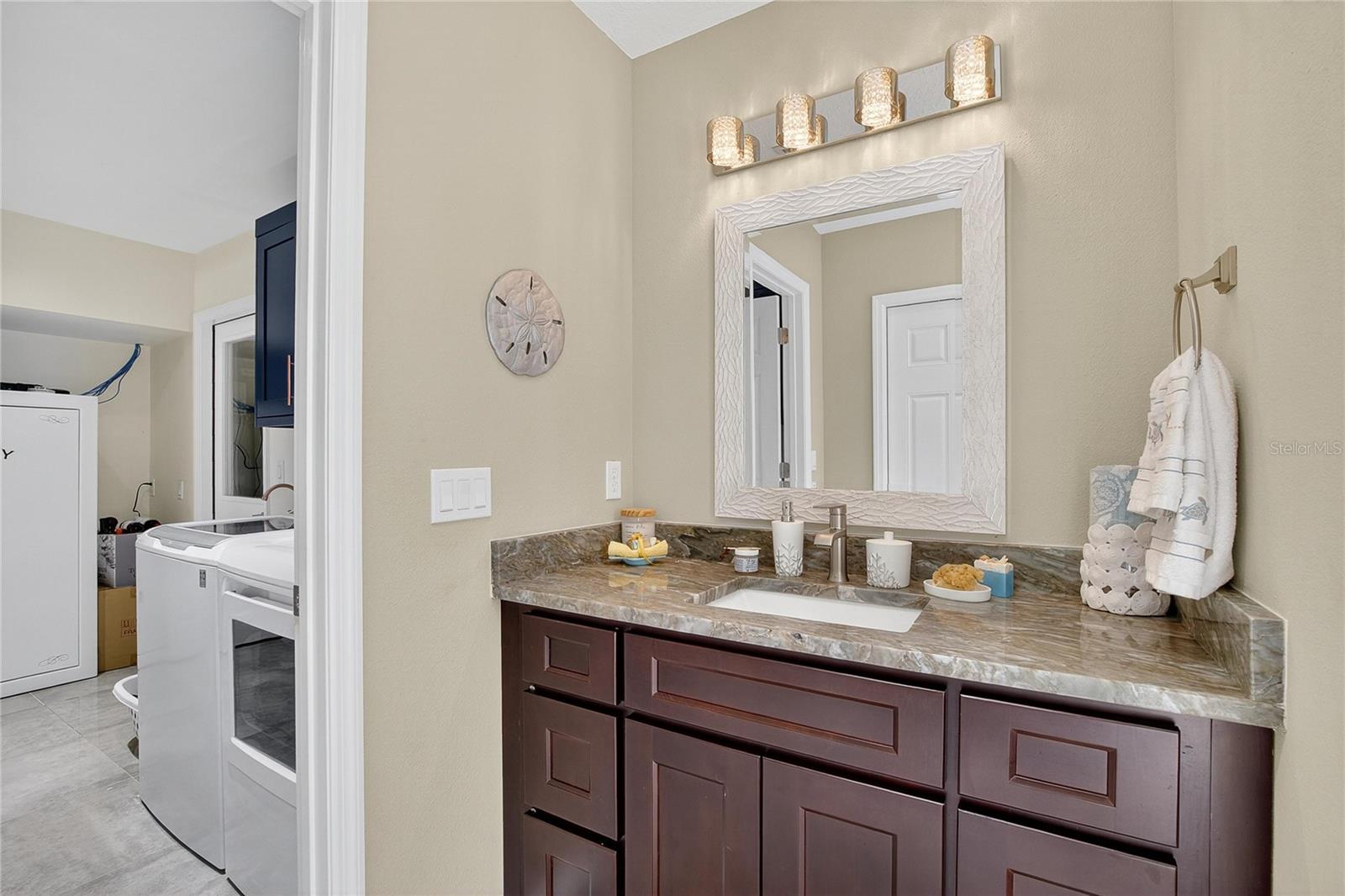 SUNDANCE UNIT 3 - Residential