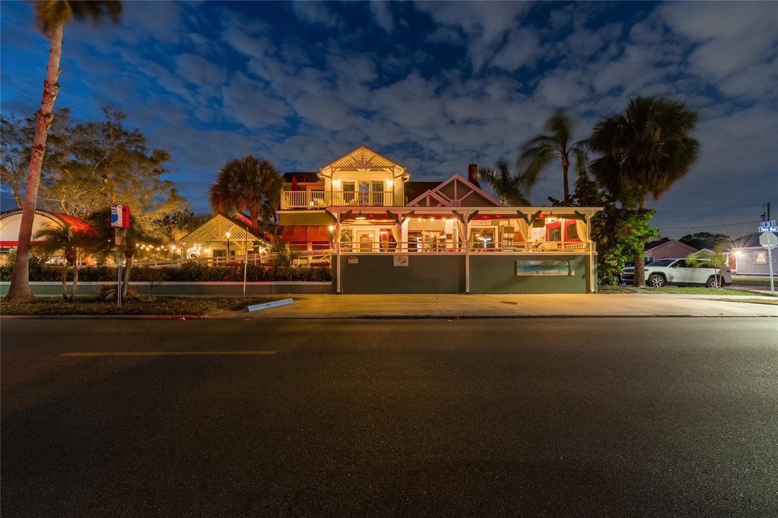 BOCA CEIGA PARK - Commercial Sale