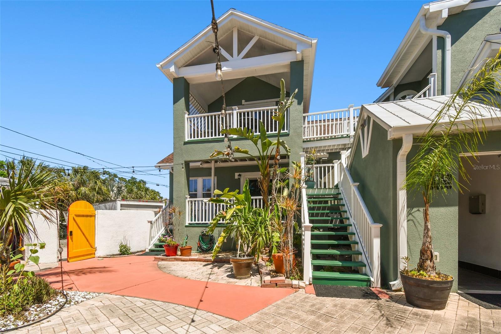 BOCA CEIGA PARK - Commercial Sale