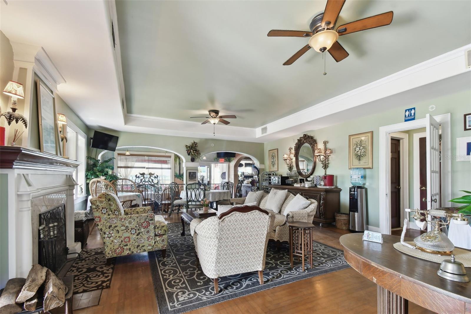 BOCA CEIGA PARK - Commercial Sale