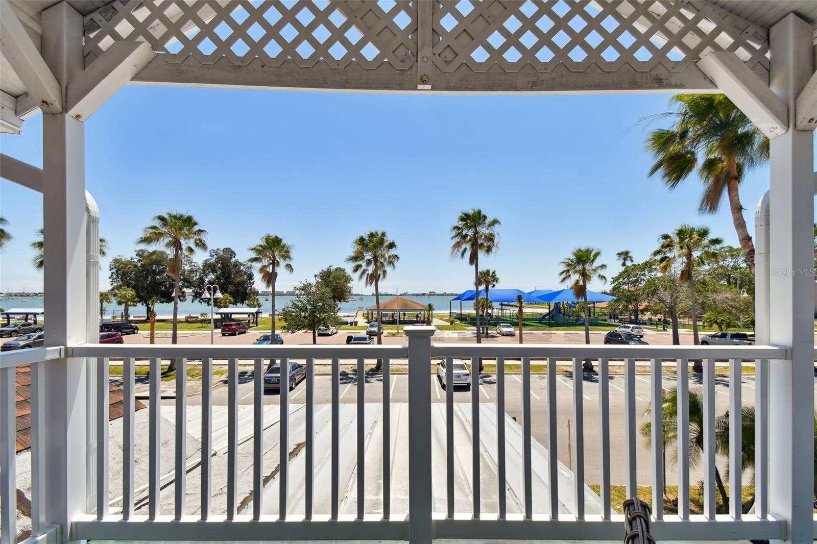 BOCA CEIGA PARK - Commercial Sale