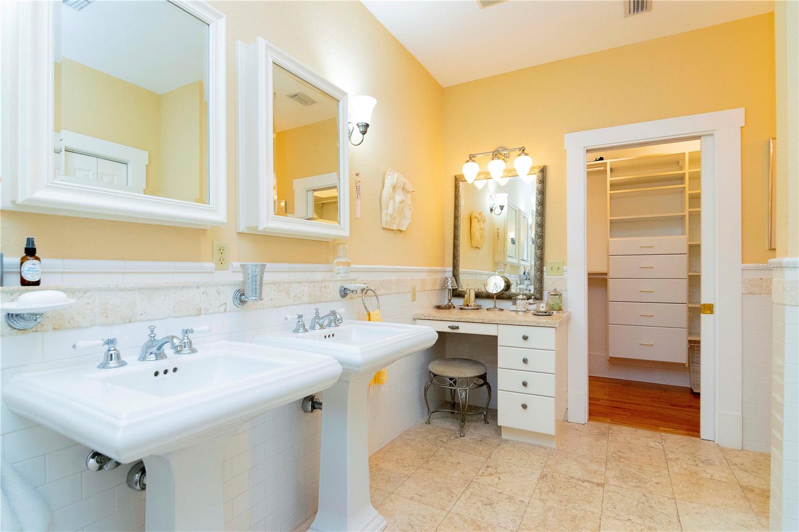 WEST HYDE PARK - Residential