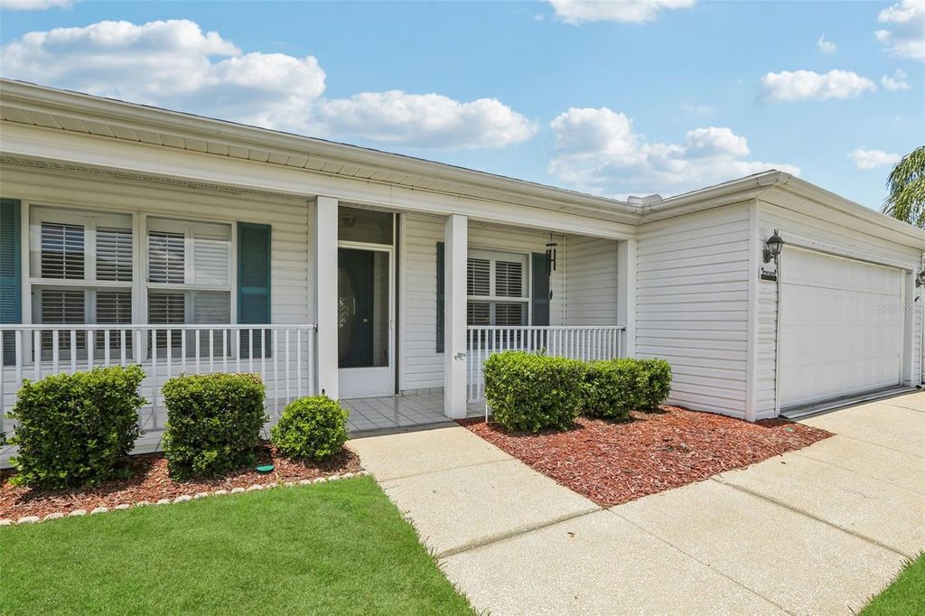 Photo of 29241 Kapalua Way, San Antonio, FL 33576 (MLS # TB8404403)