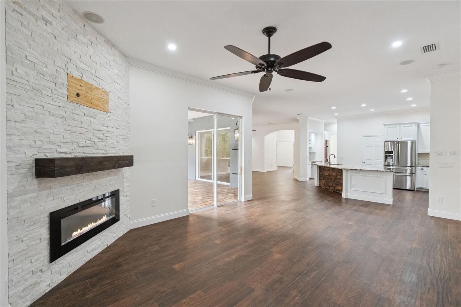 ROCK SPGS RDG PH V-C - Residential