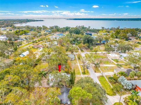 A home in OLDSMAR