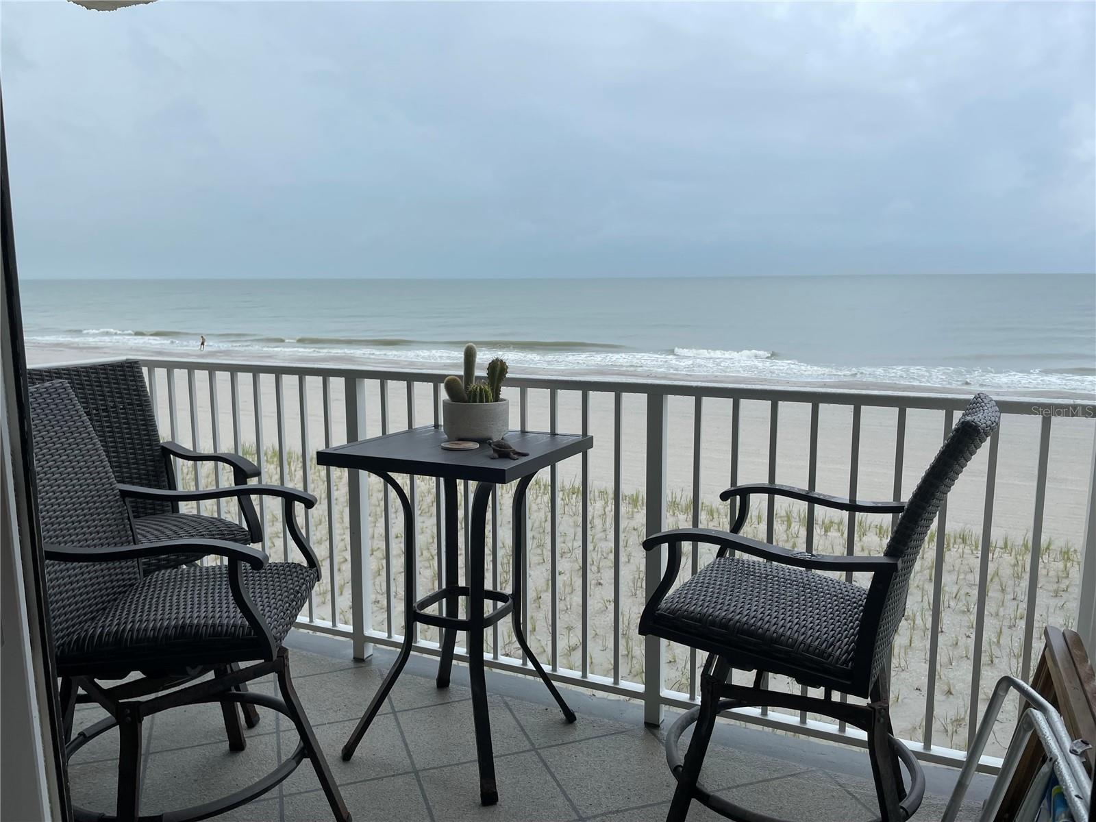18650 GULF BOULEVARD 304