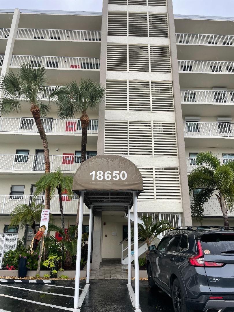 Photo of 18650 Gulf Boulevard #304, Indian Shores, FL 33785 (MLS # TB8559174)