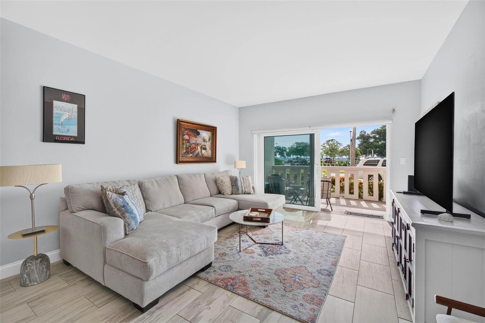 1200 N SHORE DRIVE NE 104