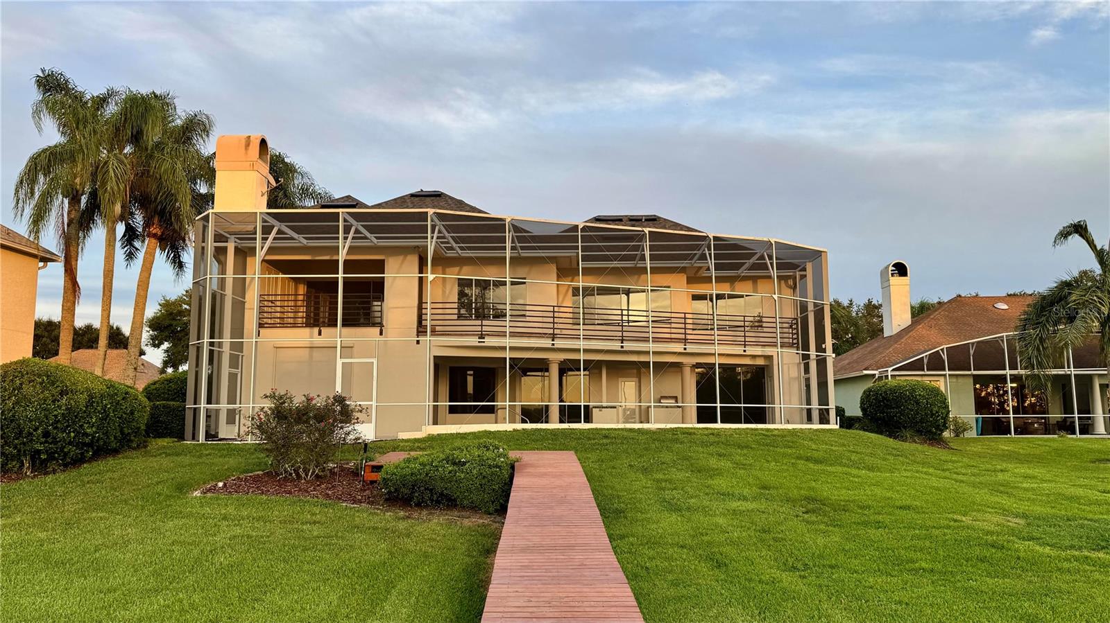 MOUNT DORA COUNTRY CLUB MOUNT DORA UNIT 02 - Residential