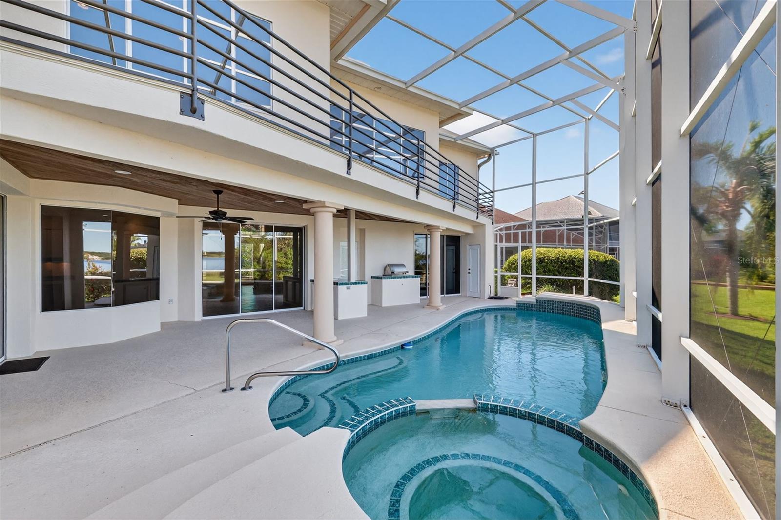 MOUNT DORA COUNTRY CLUB MOUNT DORA UNIT 02 - Residential