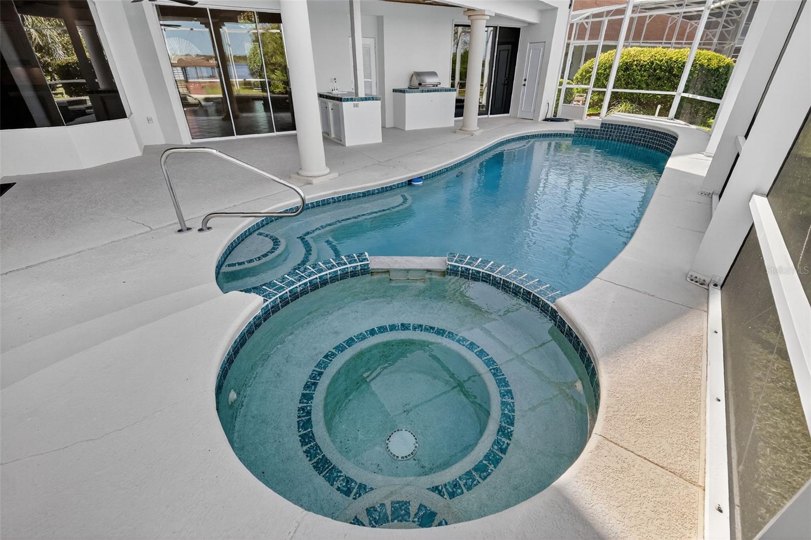 MOUNT DORA COUNTRY CLUB MOUNT DORA UNIT 02 - Residential