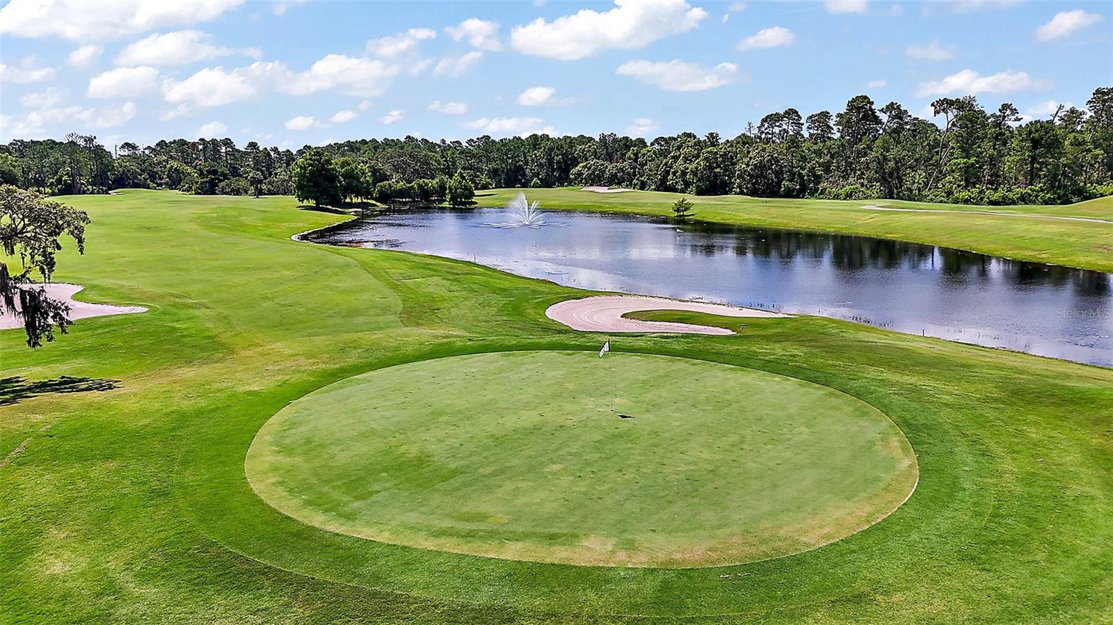 MOUNT DORA COUNTRY CLUB MOUNT DORA UNIT 02 - Residential